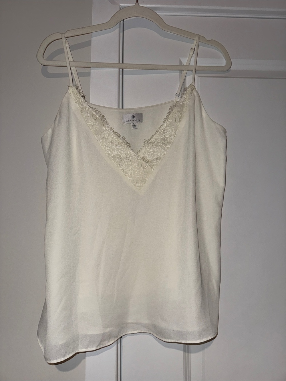 Socialite Cream Lace-Trim V-Neck Camisole